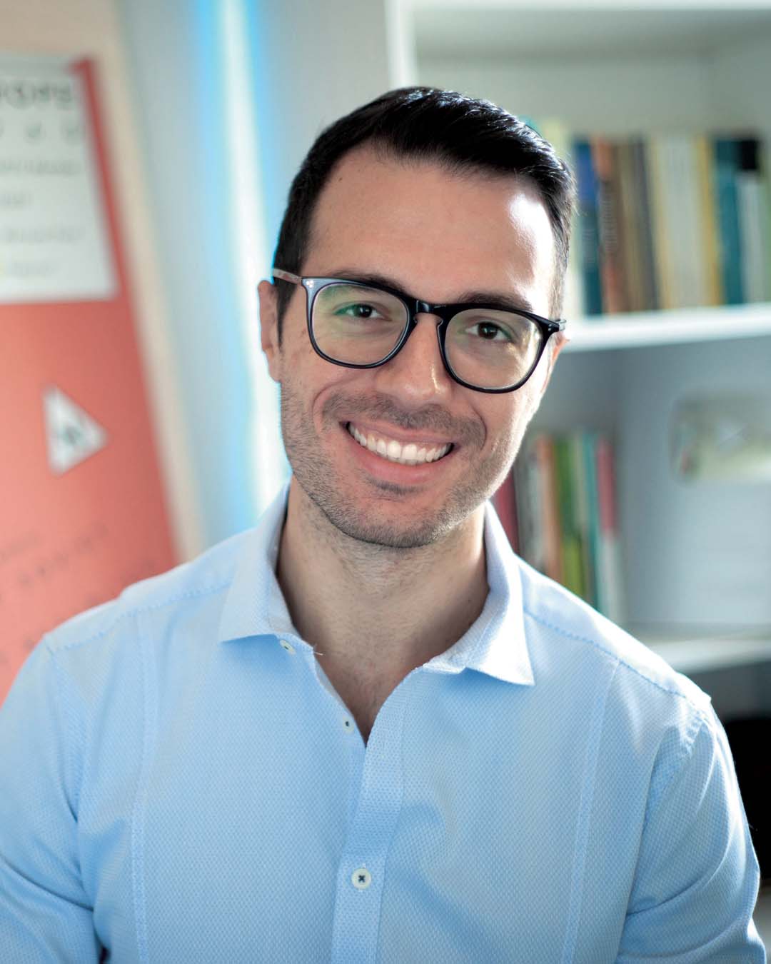 Simone Guida, founder del canale Nova Lectio, per Fondazione Telethon